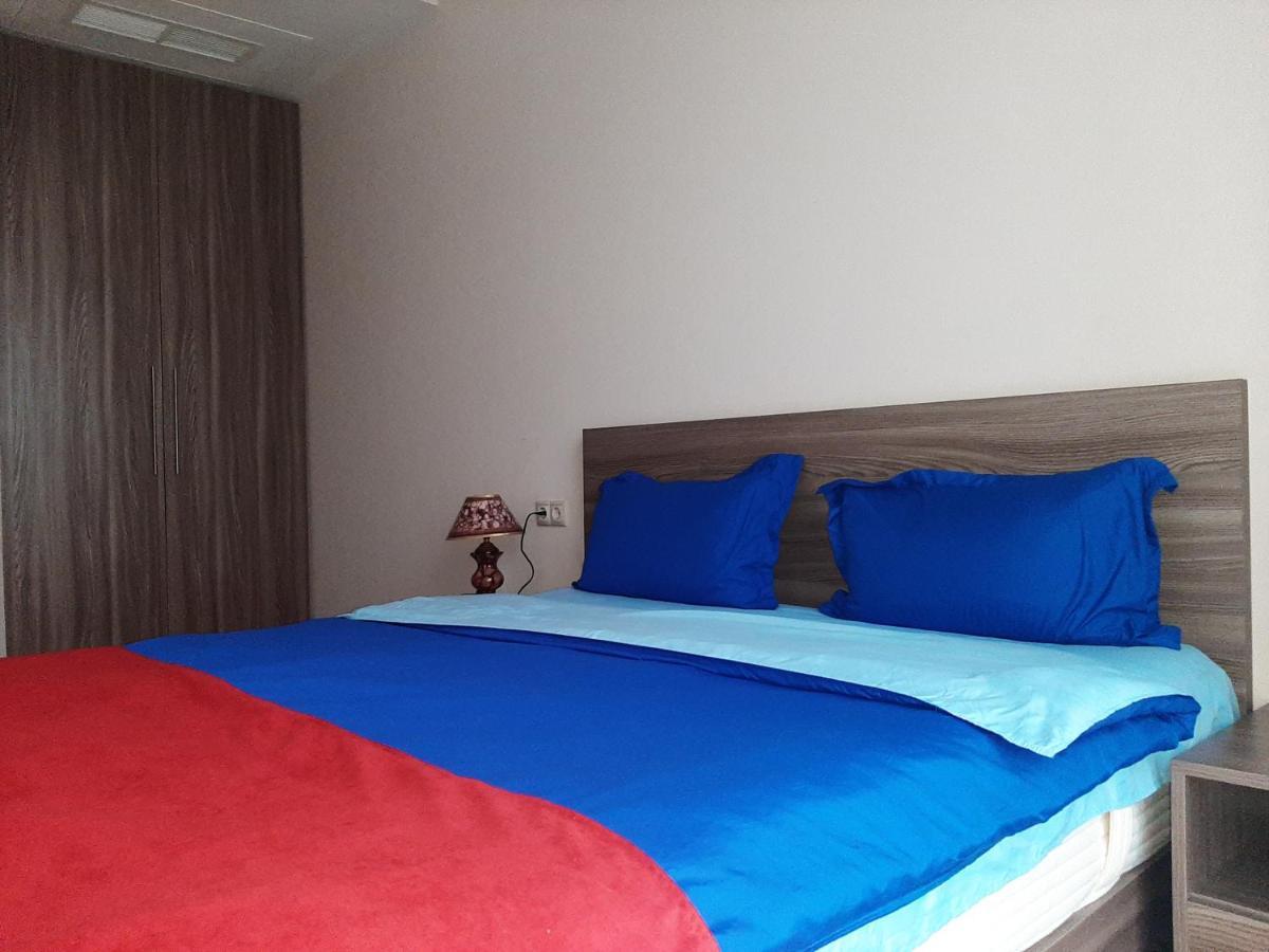 Pride Properties Welcomes You At 17 Buzant St 11-166 Yerevan Armenia 외부 사진