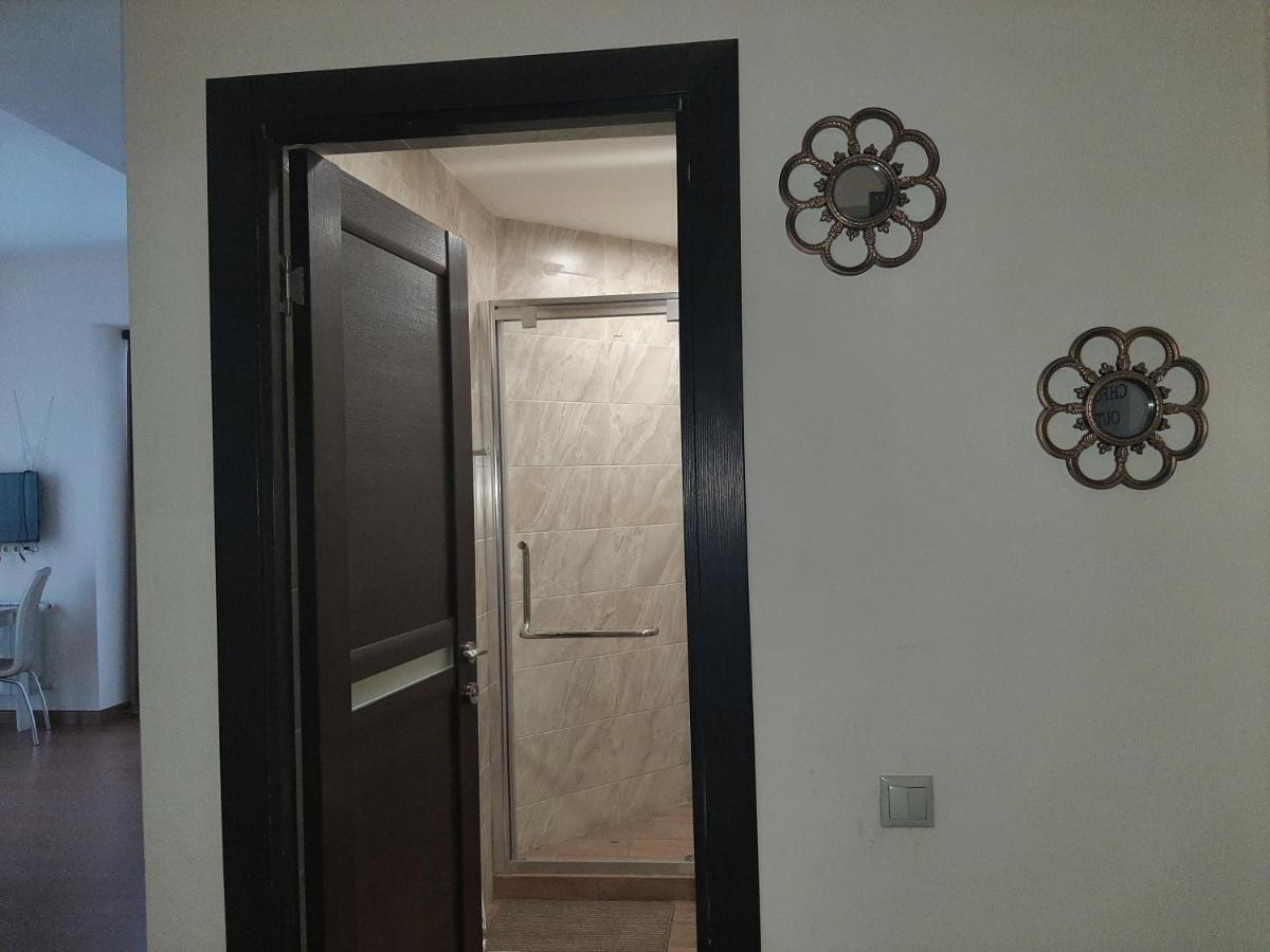Pride Properties Welcomes You At 17 Buzant St 11-166 Yerevan Armenia 외부 사진