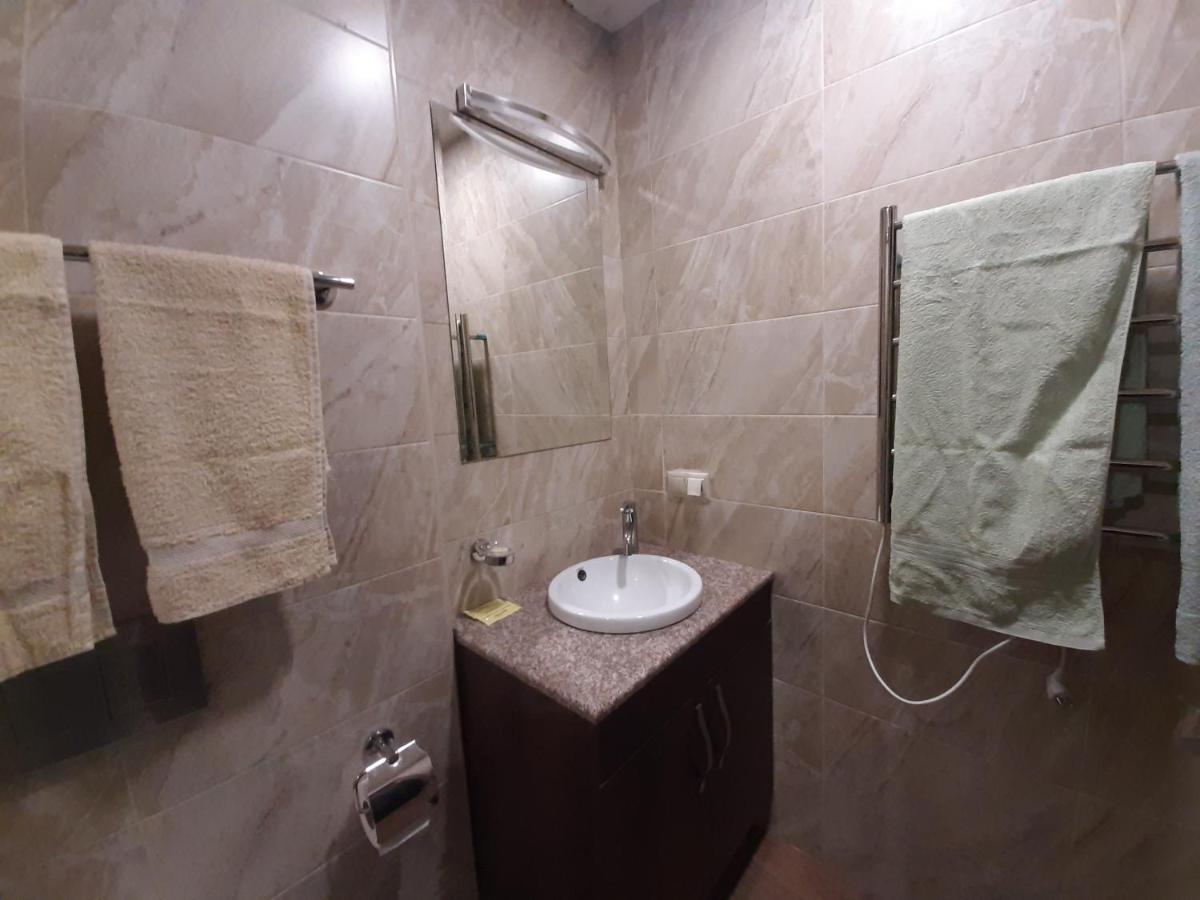 Pride Properties Welcomes You At 17 Buzant St 11-166 Yerevan Armenia 외부 사진